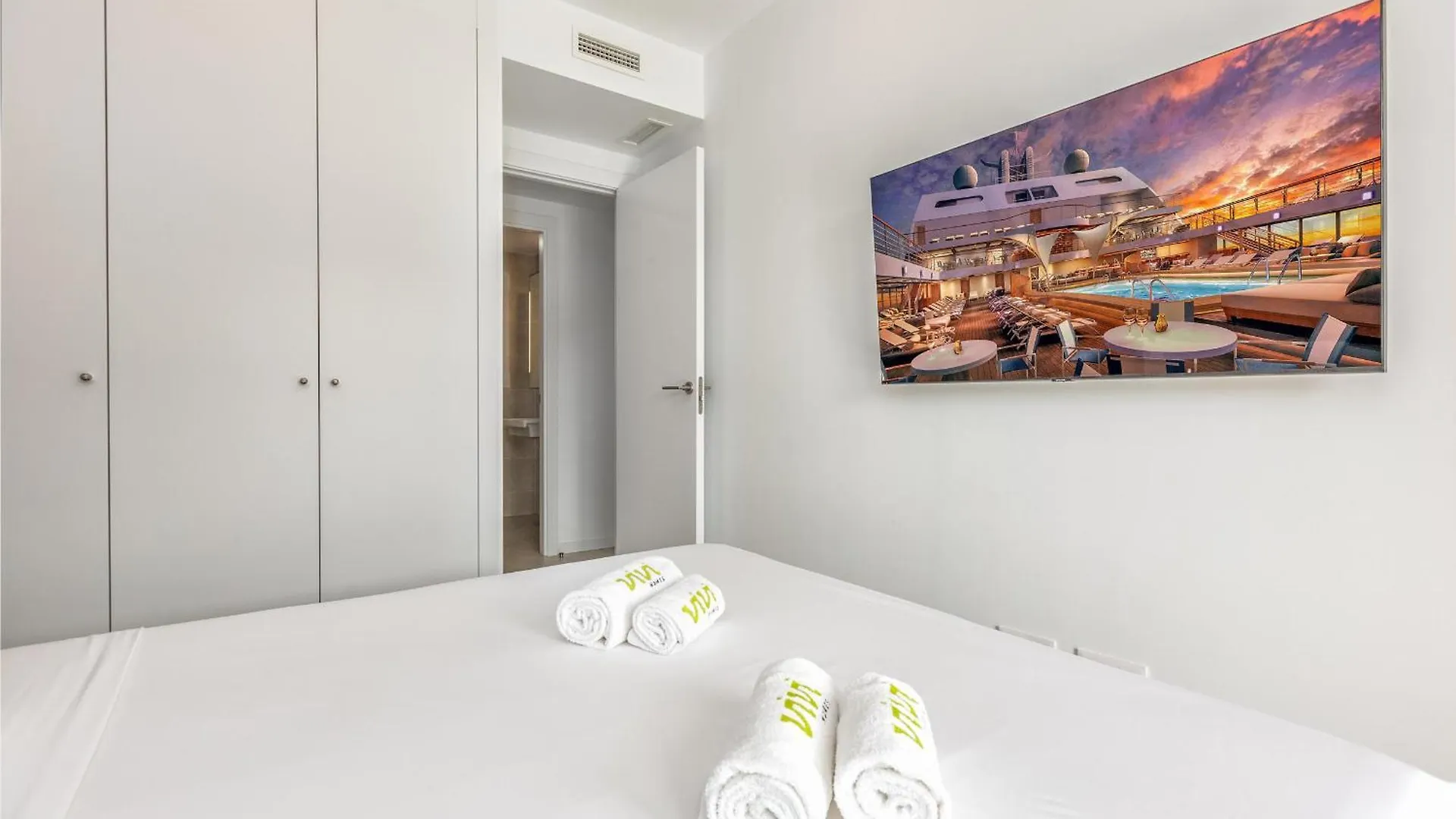 Vivi Homes - Sunny Views Wellness, Gym, Pool & Sea View Fuengirola