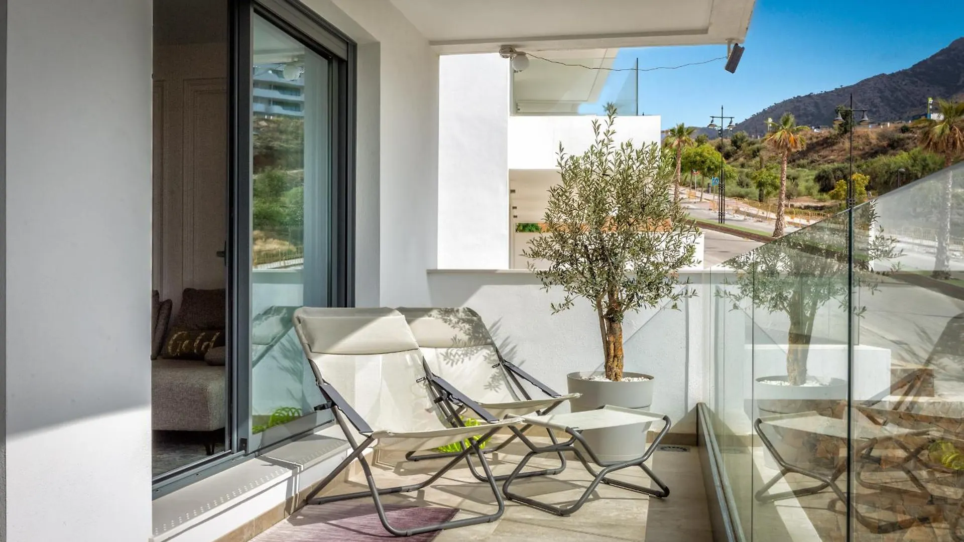Apartment Vivi Homes - Sunny Views Wellness, Gym, Pool & Sea View Fuengirola